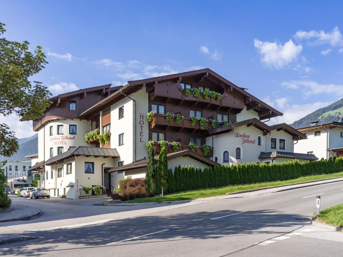 Hotel Landhaus Zillertal Fügen Exterior foto