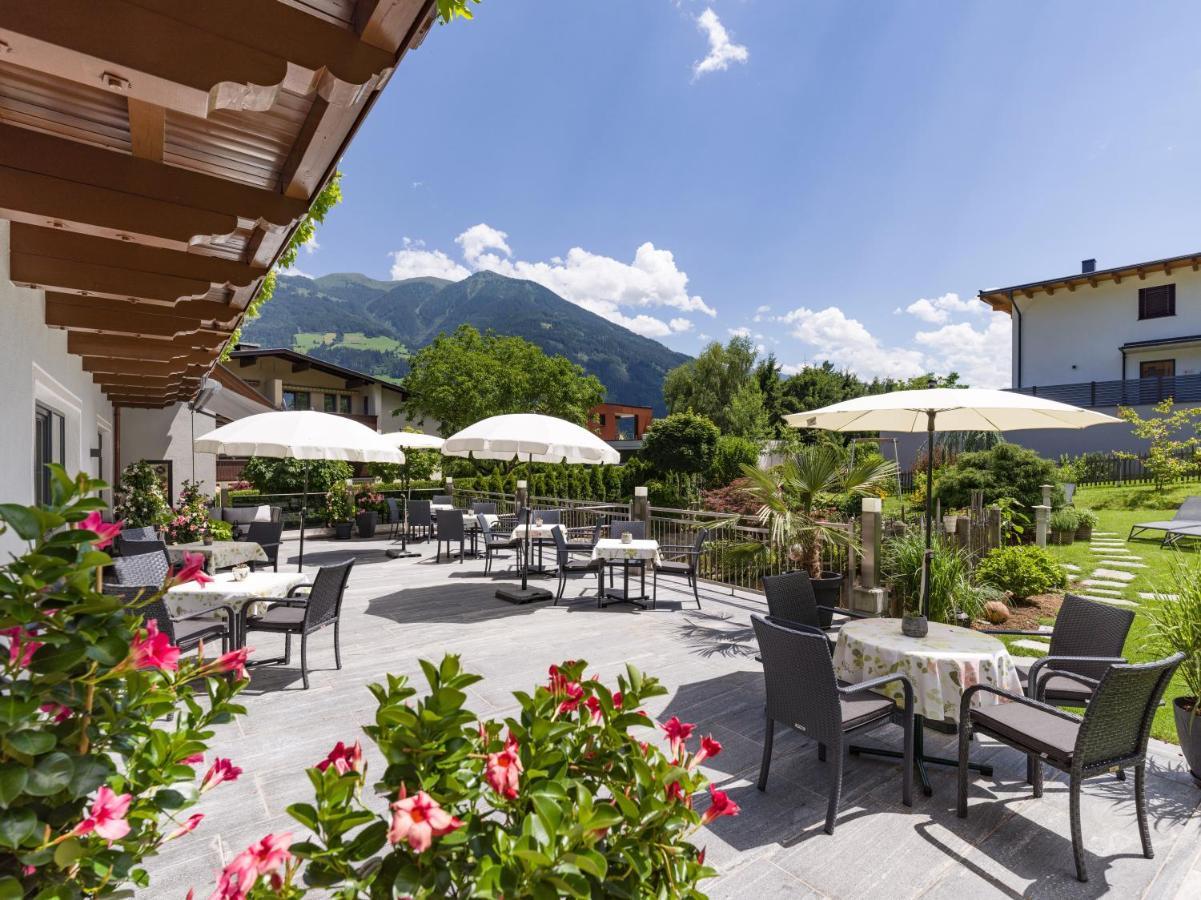 Hotel Landhaus Zillertal Fügen Exterior foto