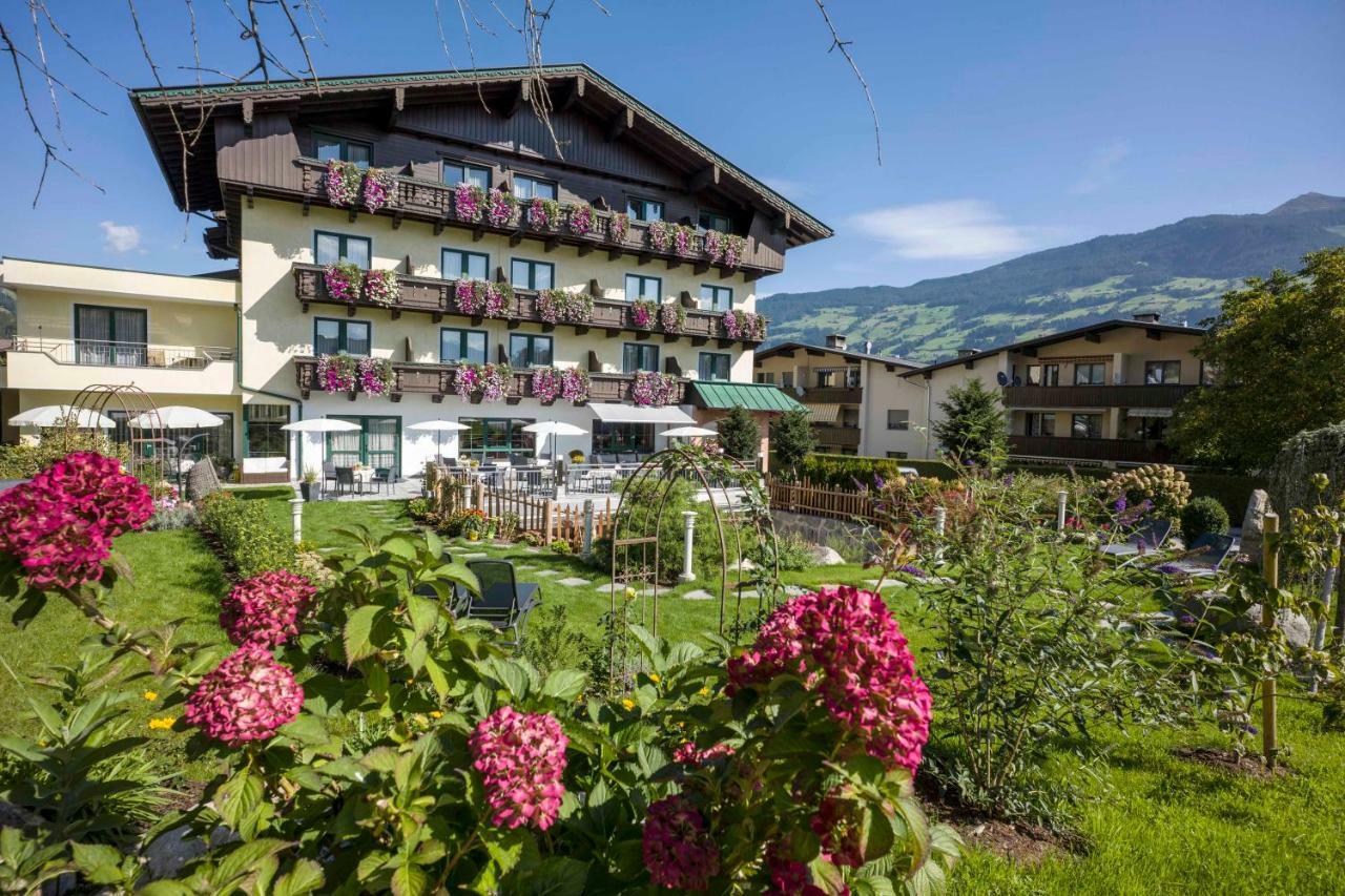 Hotel Landhaus Zillertal Fügen Exterior foto